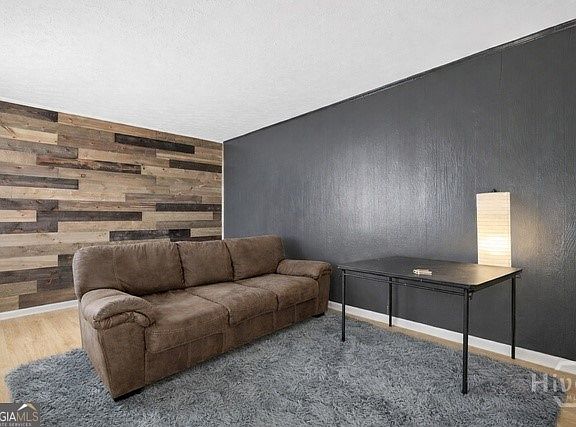 3rd image of 540 Aubrey Drive