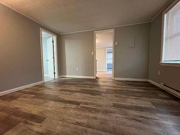 2nd image of 499 Hartford Pike #2