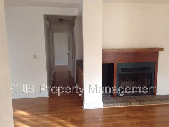 4th image of 116 Etling Ave