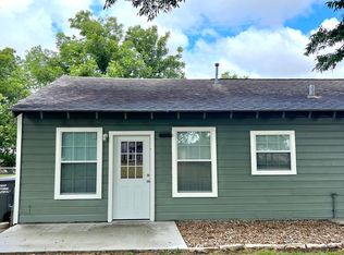 3302 E Red River St #B, Victoria, TX 77901