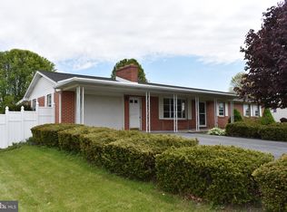 236 Mill Rd, Chambersburg, PA 17201