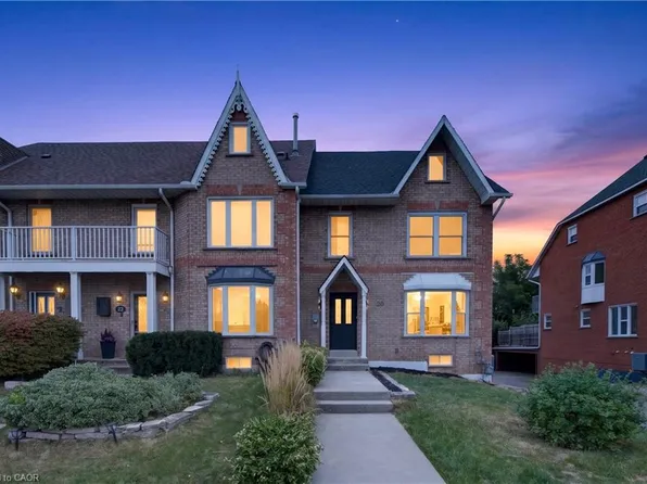 20 Sunvale Pl, Hamilton, ON L8E 4Z7