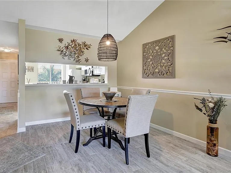 3062 Sandpiper Bay Cir #K302 — Photo 5