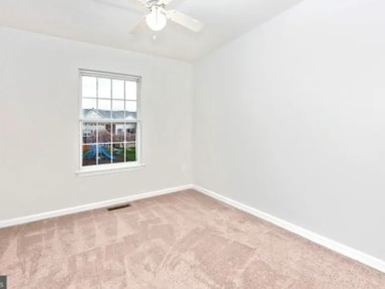 5177 Duke Ct — Photo 4