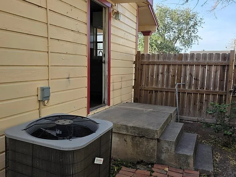 34 W Hawthorne Ave — Photo 23