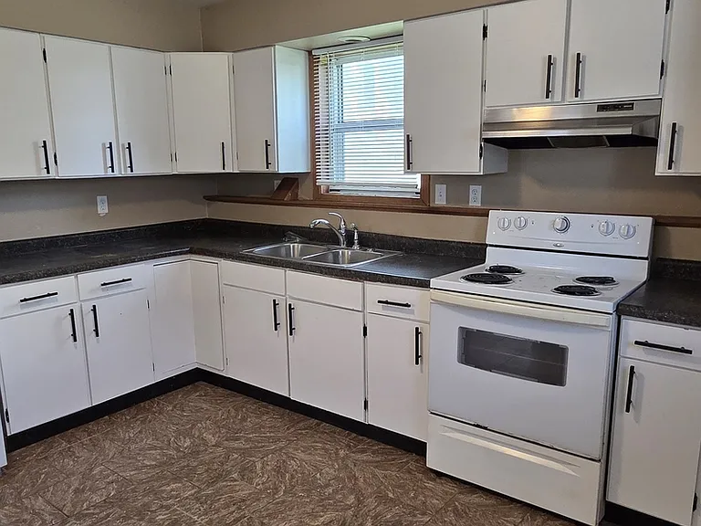 1007 Jackson St #A — Photo 7