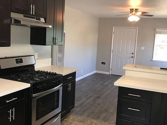 4th image of 10474 Plainview Ave
