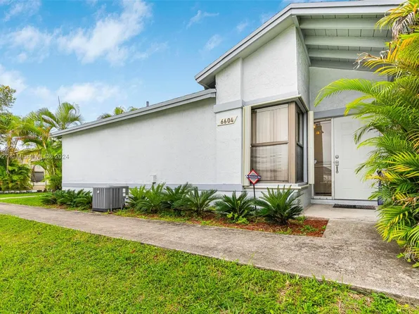 6604 SW 152nd Pl #26-04, Miami, FL 33193