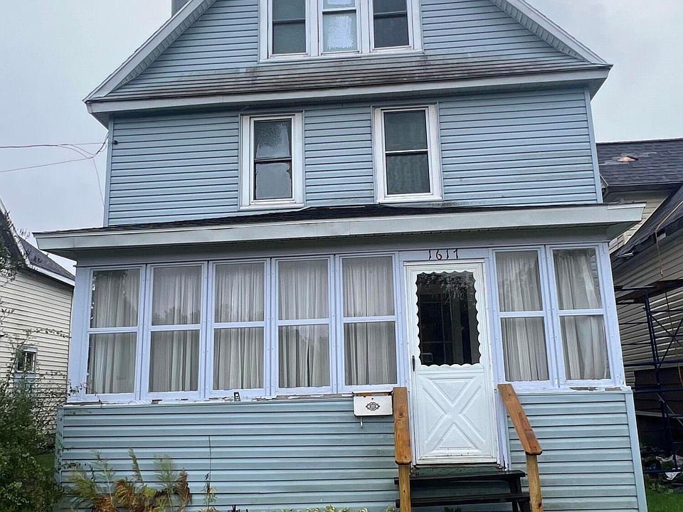 1st image of 1617 W 4th Ave