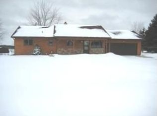 1812 N Maple Tree Dr, Scott, WI 53001
