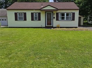 24 Pinecrest Rd, Whitesboro, NY 13492