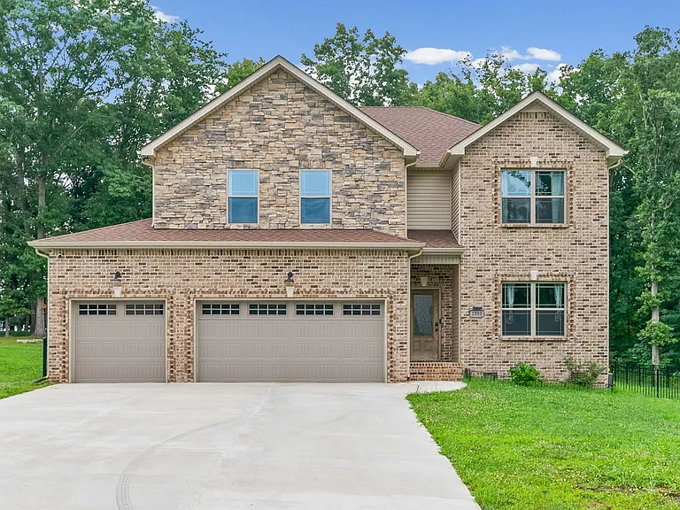1393 Morning Star Dr — Photo 1