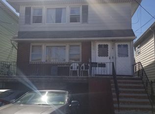 3 Colonial Dr, Bayonne, NJ 07002