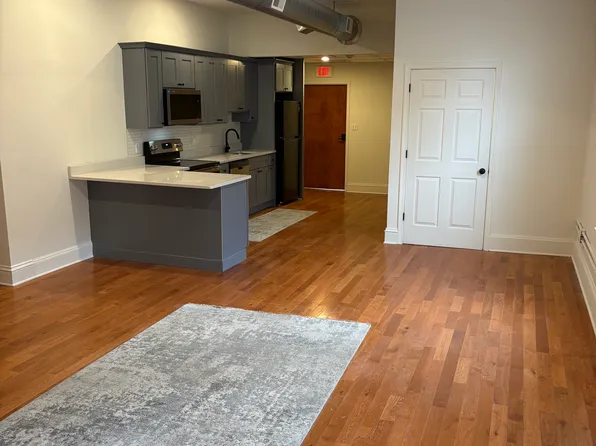 213 N Broad St Suite 4, Lansdale, PA 19446