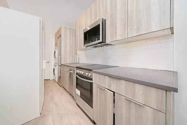 Rented by Living New York | media 8