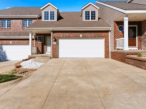 1108 Oaktree Pl, Manhattan, KS 66503