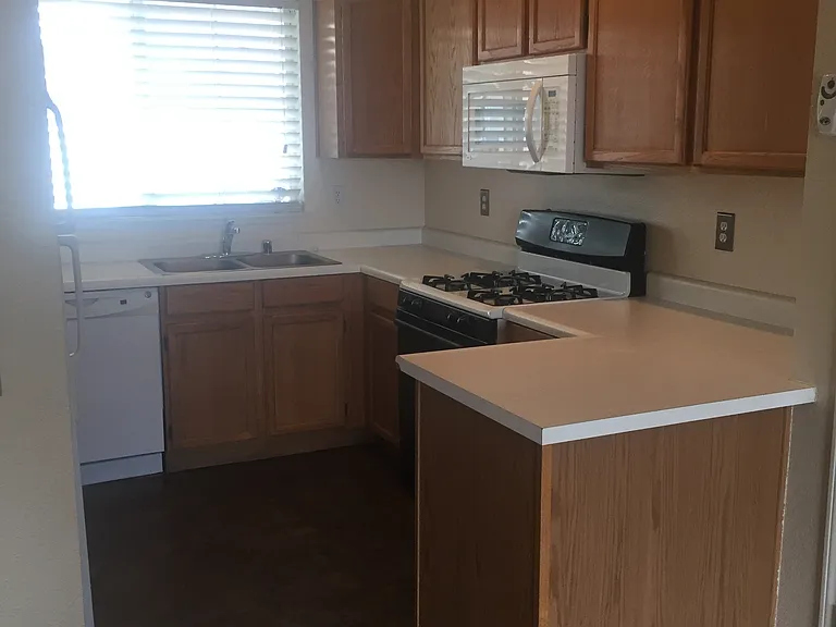 3129 May Rose Cir — Photo 5