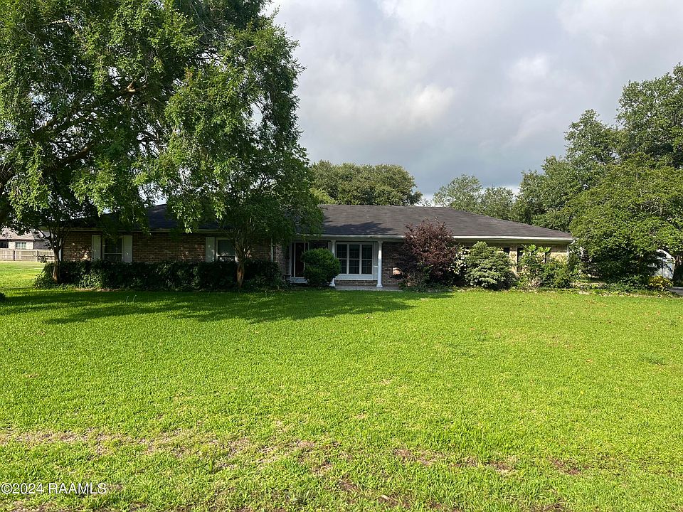 1st image of 1019 Ames Broussard Rd