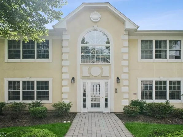 8 Cellar Ave #8, Clark Twp., NJ 07066