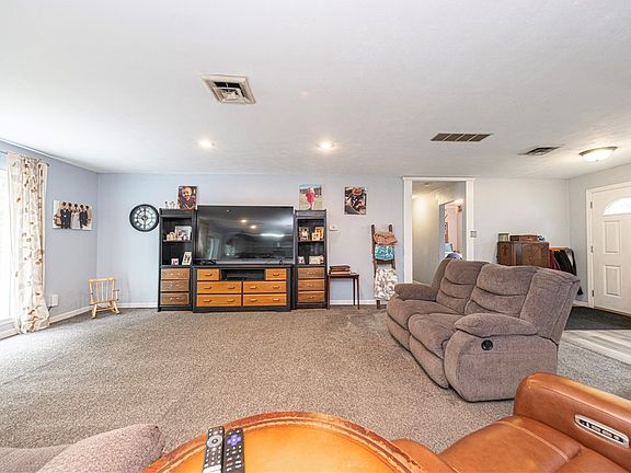 5th image of 5255 Saltsburg Rd