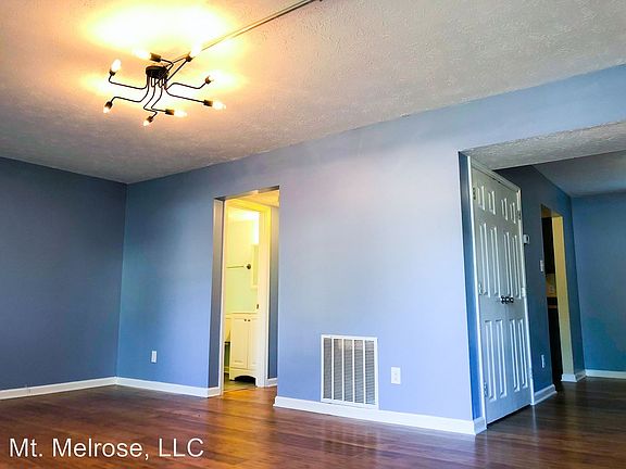 3rd image of 251 Osage Ct
