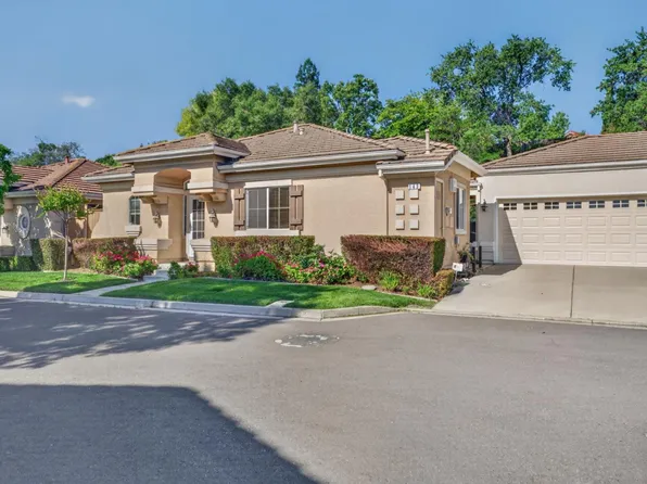 149 Dewberry Dr, Vacaville, CA 95688