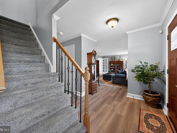 2nd image of 745 N Stanwick Rd