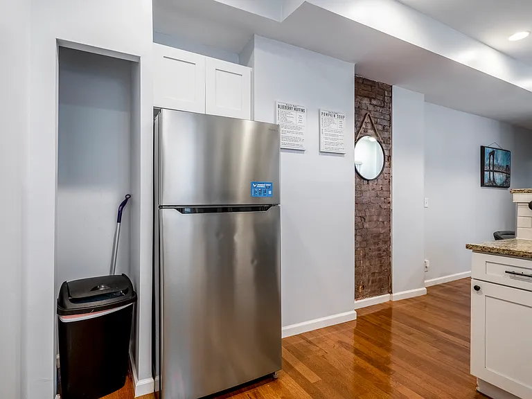 1547 Clifton Ave #1547 — Photo 18