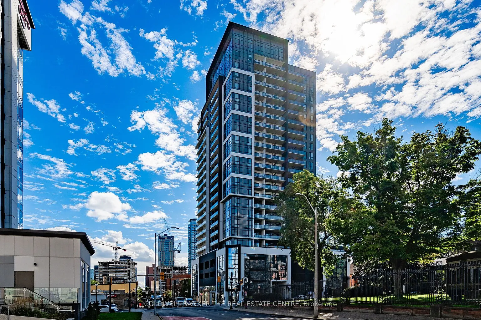 15 Queen St S #610 photo 1