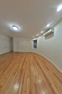 Rented by Compass | media 19