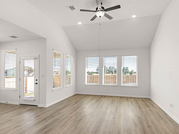 6_LivingRoom2