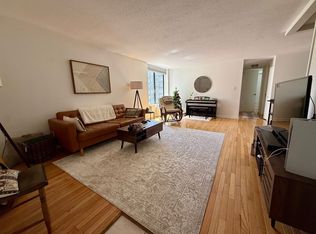 1339 N Dearborn St APT 8H, Chicago, IL 60610