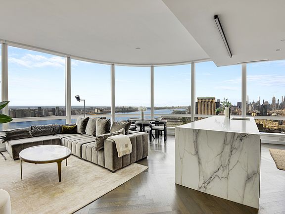 4th image of 111 Murray St #43W