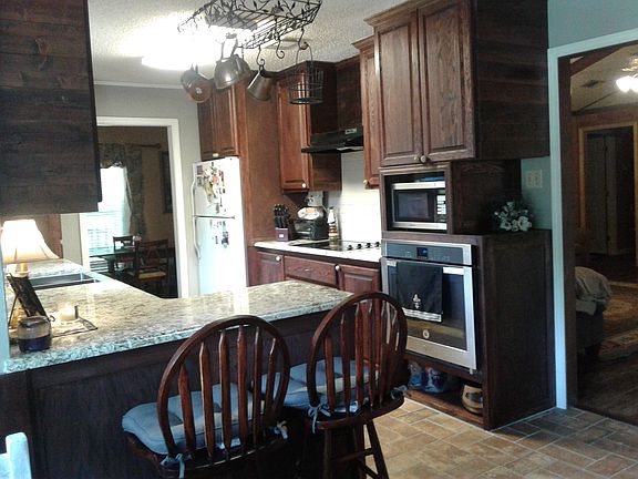 5th image of 6623 Christopher Ave
