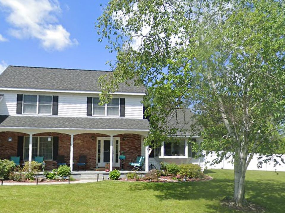 1st image of 26 Frederick Dr #1