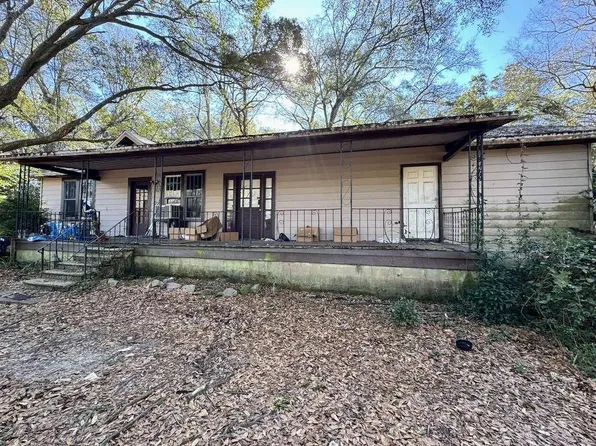 6691 Wonderlake Rd, Pensacola, FL 32526