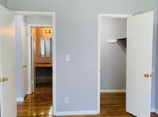 5904 50th Ave APT 14, Kenosha, WI 53144