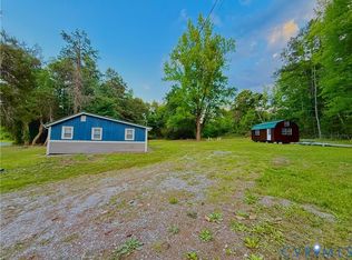110 Locust Grv, Cartersville, VA 23027