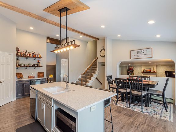 5th image of 1813 Forest Ln