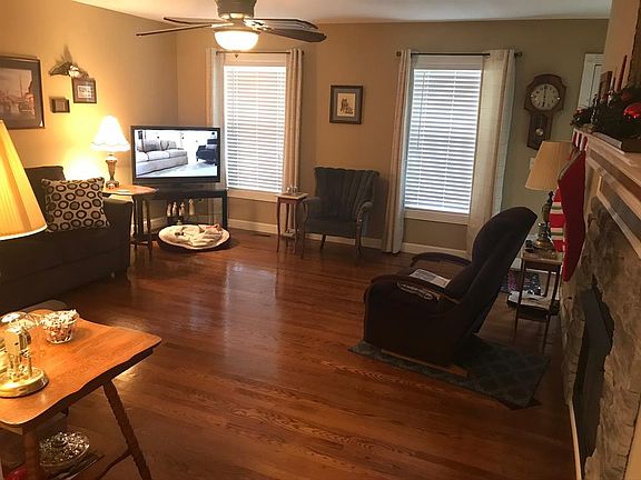4th image of 4017 Elwin Dr