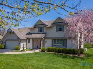 856 Bridgeton Ln, Perrysburg, OH 43551