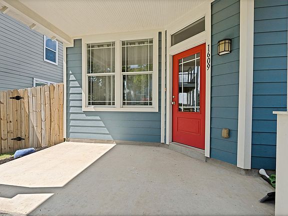 3rd image of 1609 Arbor Knot Dr