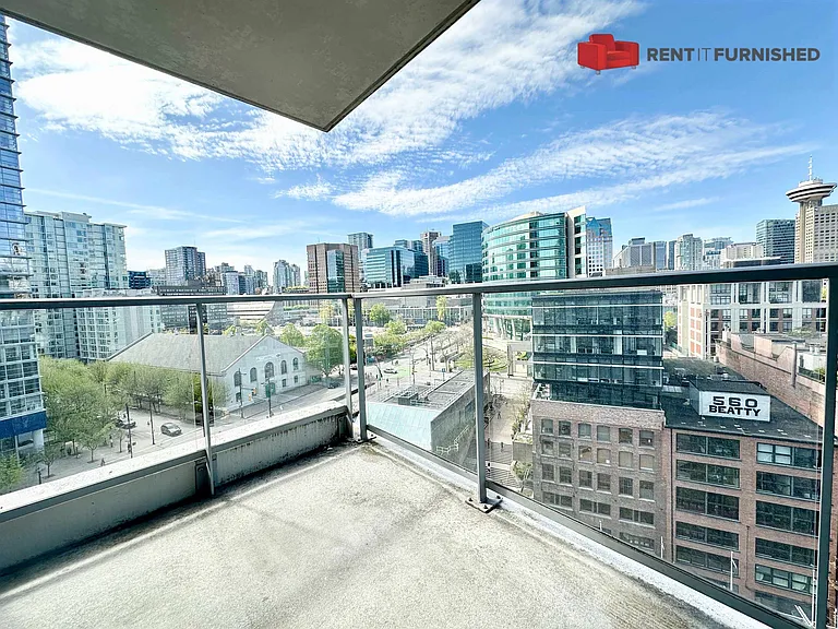 188 Keefer Pl — Photo 15