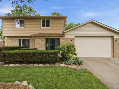 2850 Elmwood Ave, Ann Arbor, MI, 48104