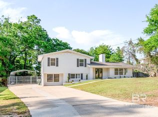 115 N Pineridge Rd, Daphne, AL 36526