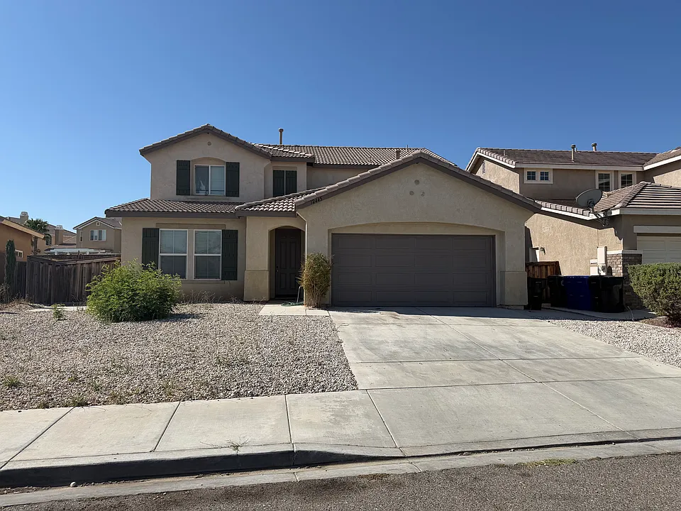 12445 Freeport Dr