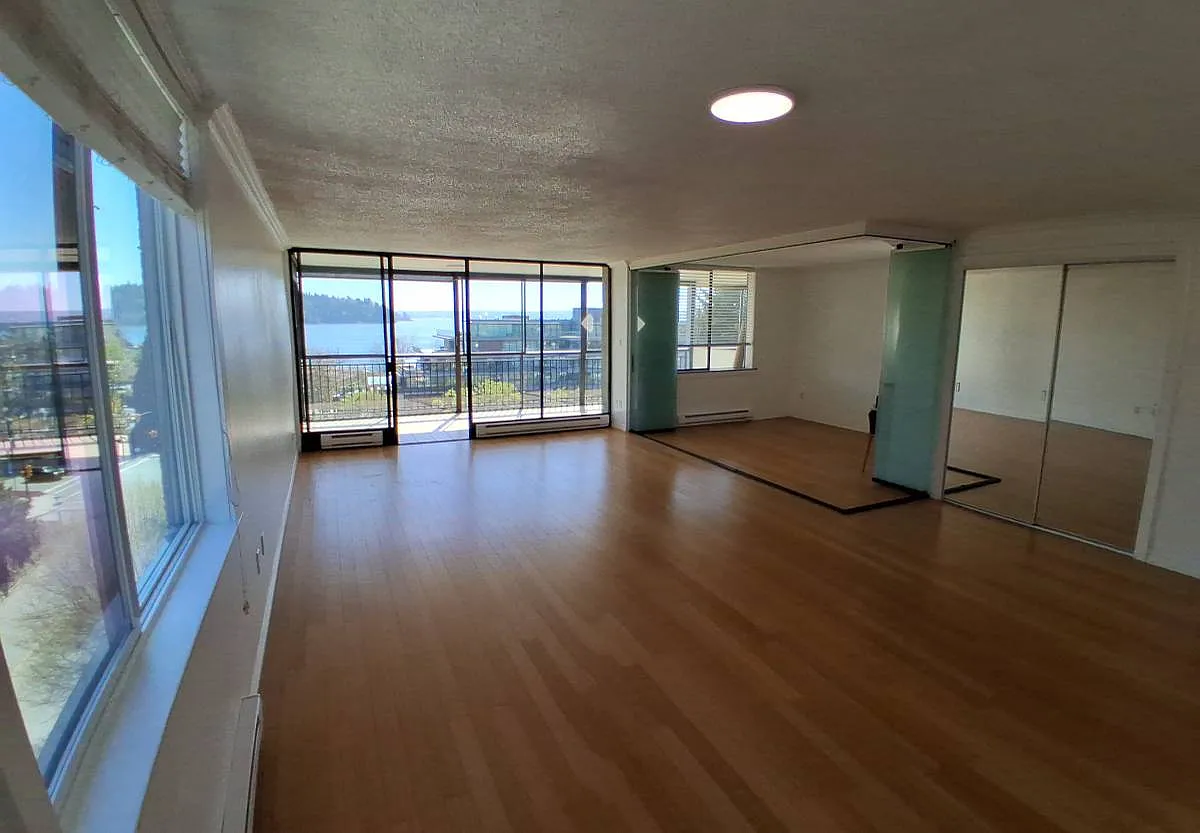 3 bed, 1700 sqft, $5,000 — Photo 2
