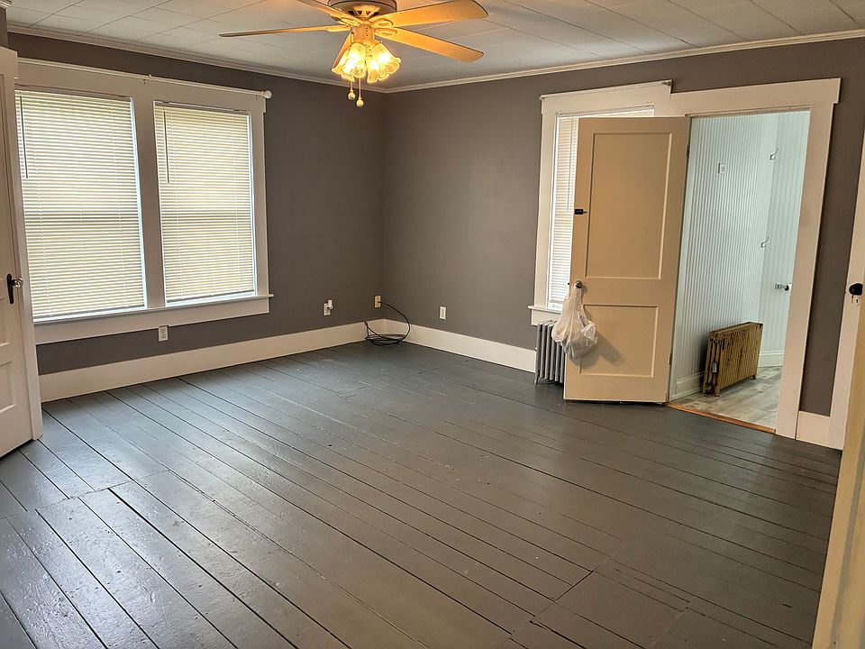 1st image of 50 Jefferson Rd #2