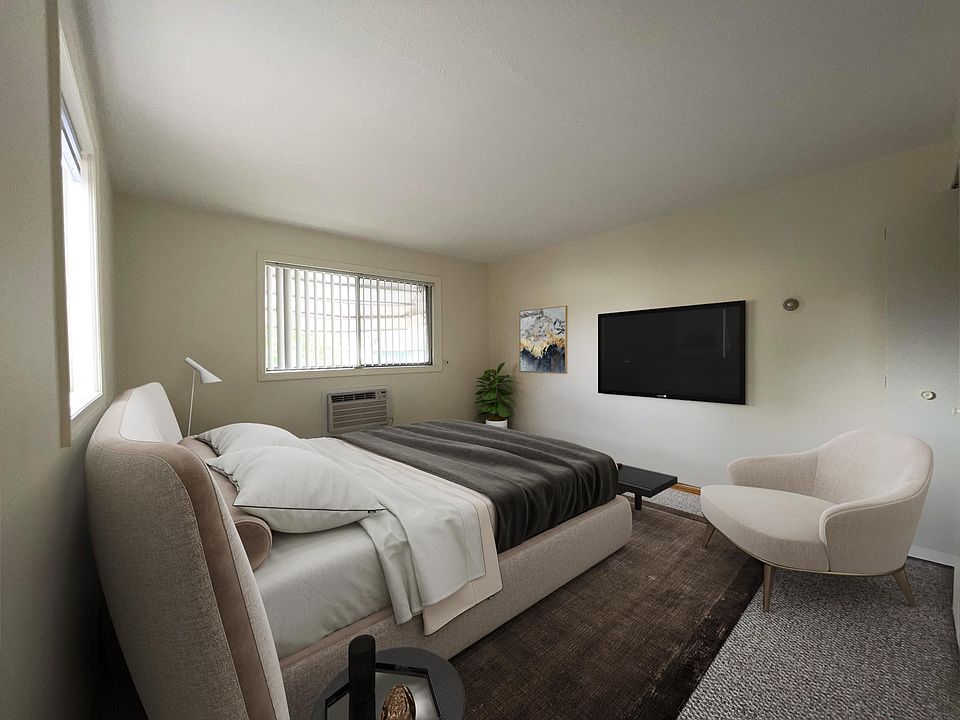 Living / Bedroom Room