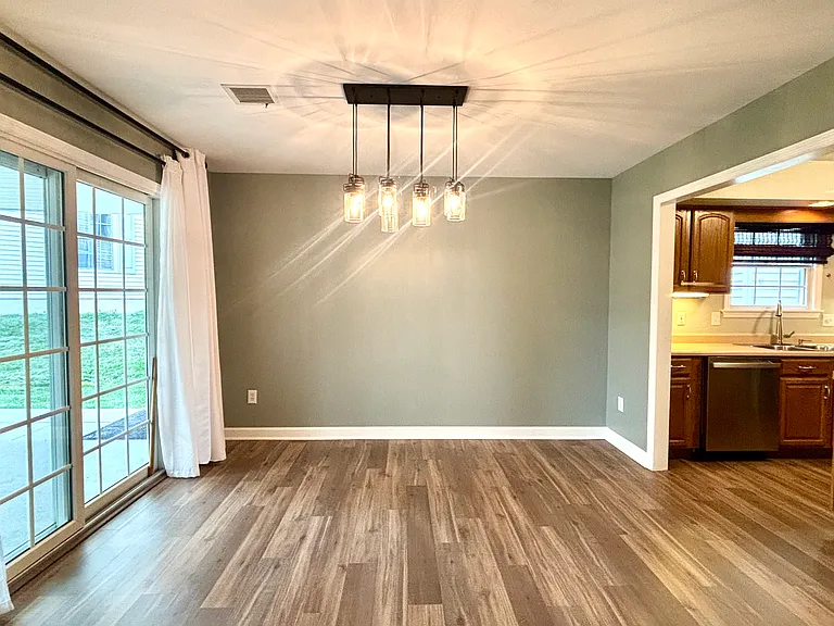 2 Lenox Ct — Photo 6